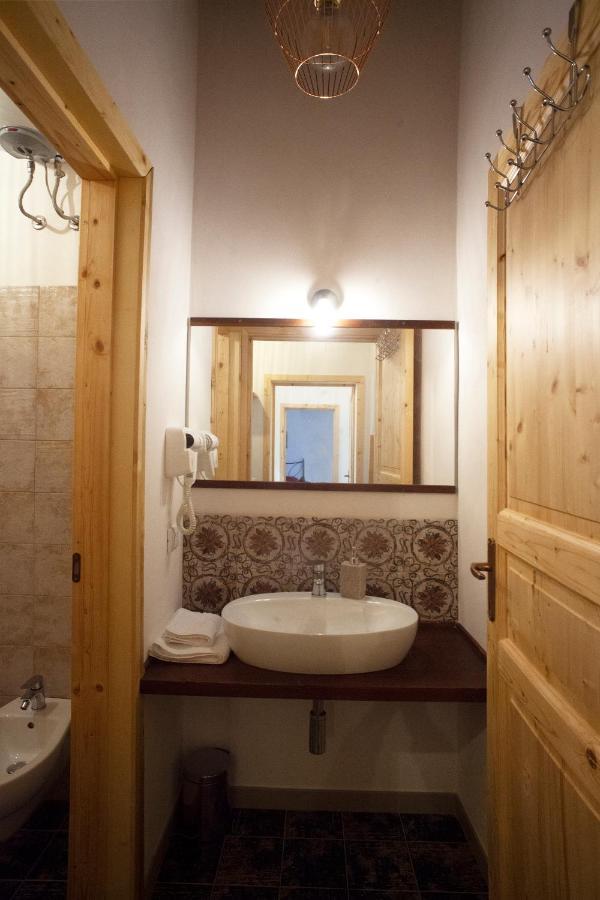 Case Vacanze "Residenze Trapanesi" Trapani Exteriör bild